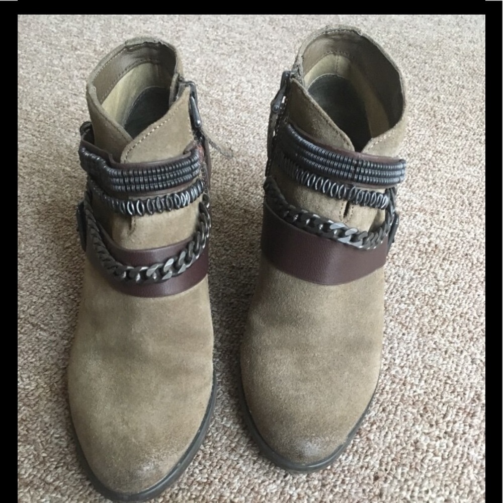 Nordstrom’s Trouve Booties